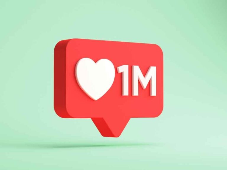 How Much Money Do YouTubers Make with 1 Million Subscribers